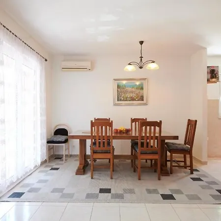 Apartment Viktoria Trogir Exterior photo