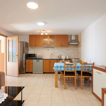 Apartment Viktoria Trogir Exterior photo